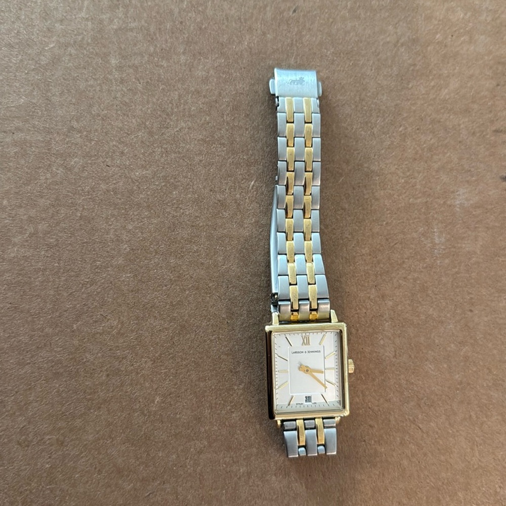 Larson and Jennings mini boyfriend watch